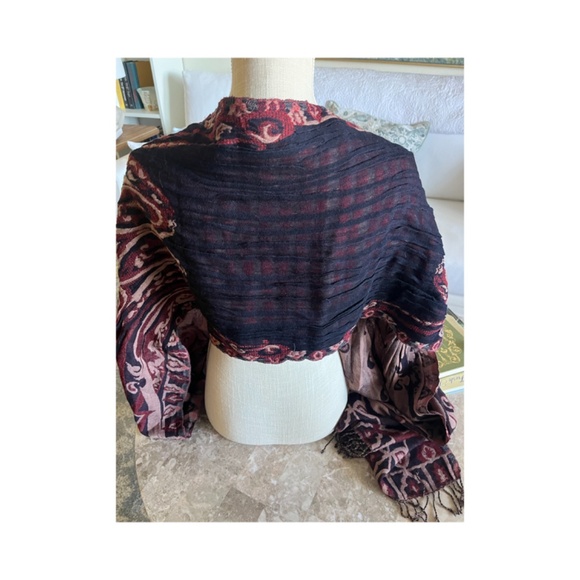 Lucky Peace Love Fringed Boho Hippie shawl Wrap Scarf 100% Wool - Picture 9 of 11